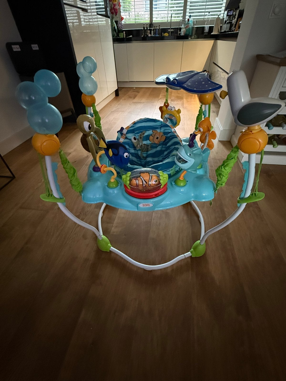 Disney nemo baby jumper, Kinderen en Baby's, Ophalen, Zo goed als nieuw, Overige typen, Met licht