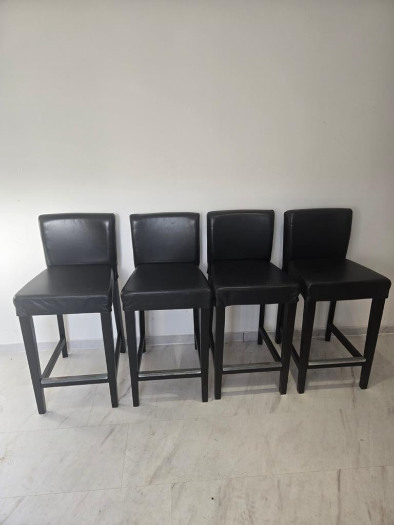 IKEA HENRIKSDAL barkrukken - 4 stuks, zwart leer, Huis en Inrichting, Barkrukken, Gebruikt, Met voetsteun, Ophalen of Verzenden