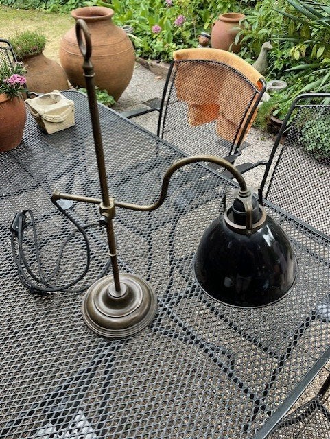 Antiek Bureaulamp tafellamp met emaille kap., Antiek en Kunst, Antiek | Lampen, Ophalen of Verzenden