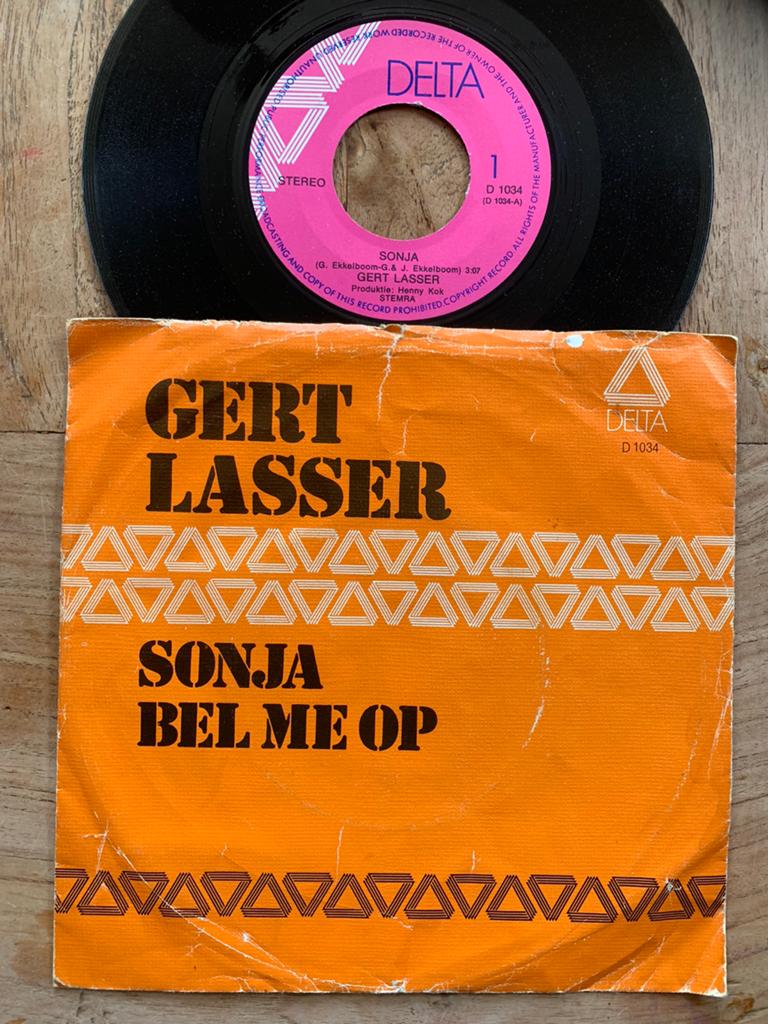 Piraten Schlager Gert Lasser vinyl single Sonja Bel me op, Cd's en Dvd's, Vinyl | Nederlandstalig, Ophalen of Verzenden, Gebruikt