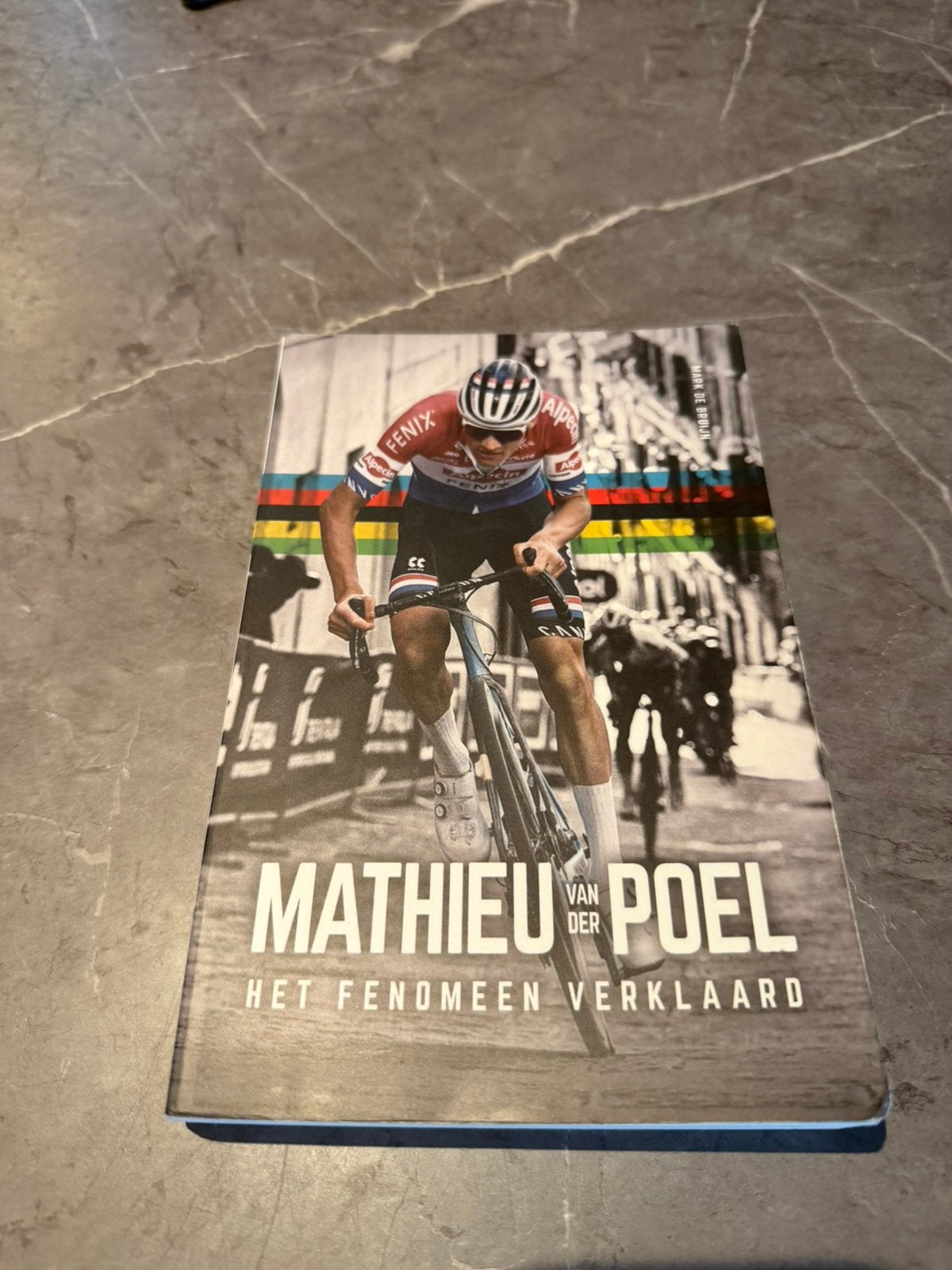 Mathieu van der Poel –Het fenomeen verklaard –Mark de Bruijn, Ophalen of Verzenden, Zo goed als nieuw, Lopen en Fietsen
