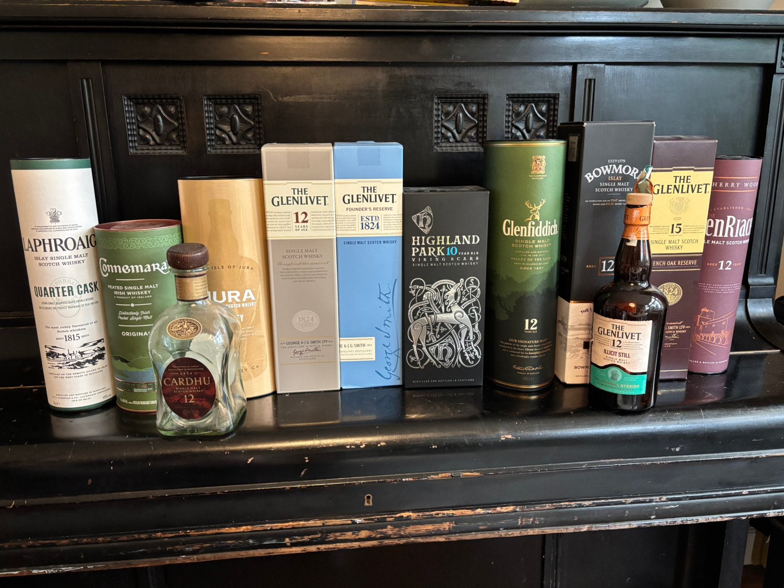 Stel whisky dozen met flessen Glenlivet glenfiddich, Ophalen of Verzenden, Gebruikt, Overige gebieden, Overige typen