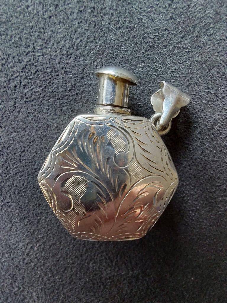 Vintage 925 Zilveren Hanger Parfum Flesje, Ophalen of Verzenden, Zilver