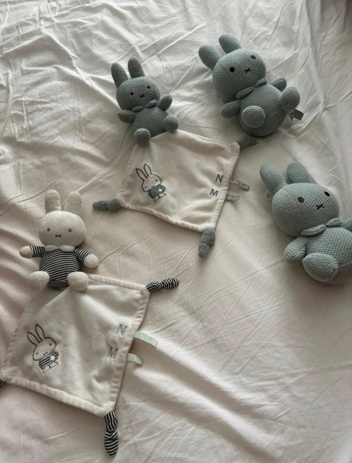 Nijntje knuffels en knuffeldoekjes - Mintgroen, Groen, Konijn, Nijntje, Ophalen of Verzenden