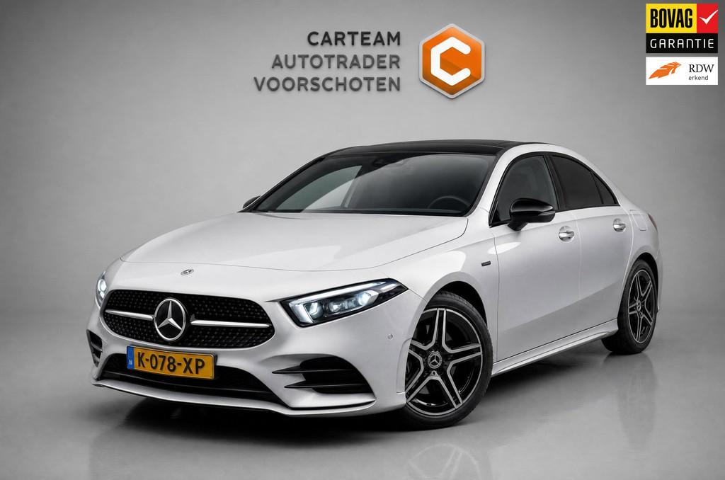 Mercedes-Benz A-klasse 250 e Business Solution AMG Limited |, Auto's, Gebruikt, 4 cilinders, 15 kWh, Bedrijf