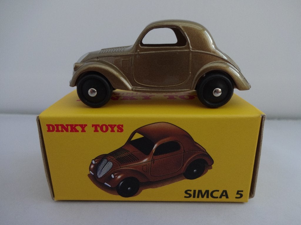 Simca 5 goud/brons kleurig nr: 35 A van Dinky Toys 1:43, Ophalen of Verzenden, Nieuw, Auto, Dinky Toys