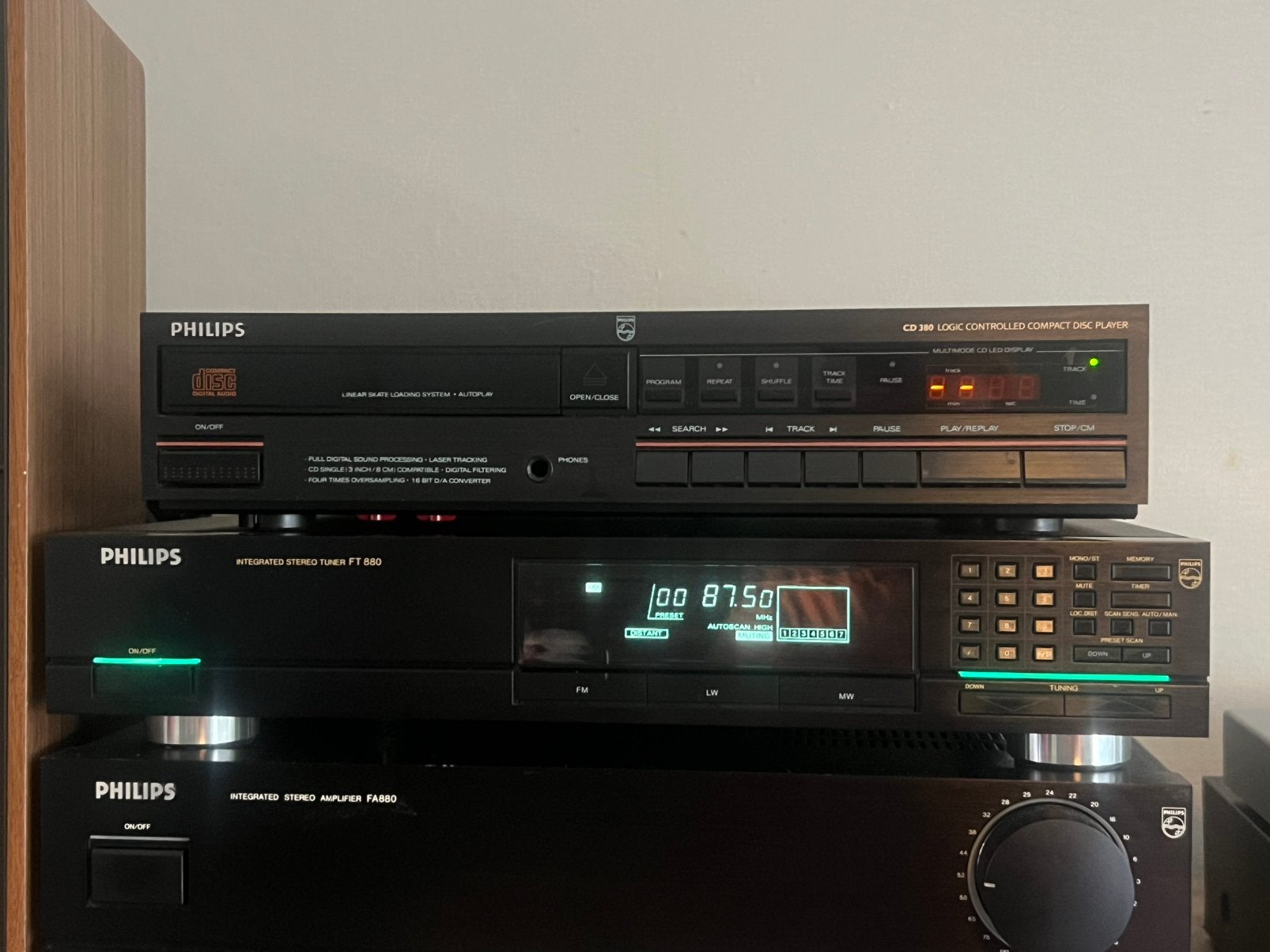 Philips FT880 Tuner, Audio, Tv en Foto, Ophalen of Verzenden, Gebruikt, Minder dan 60 watt, Overige merken