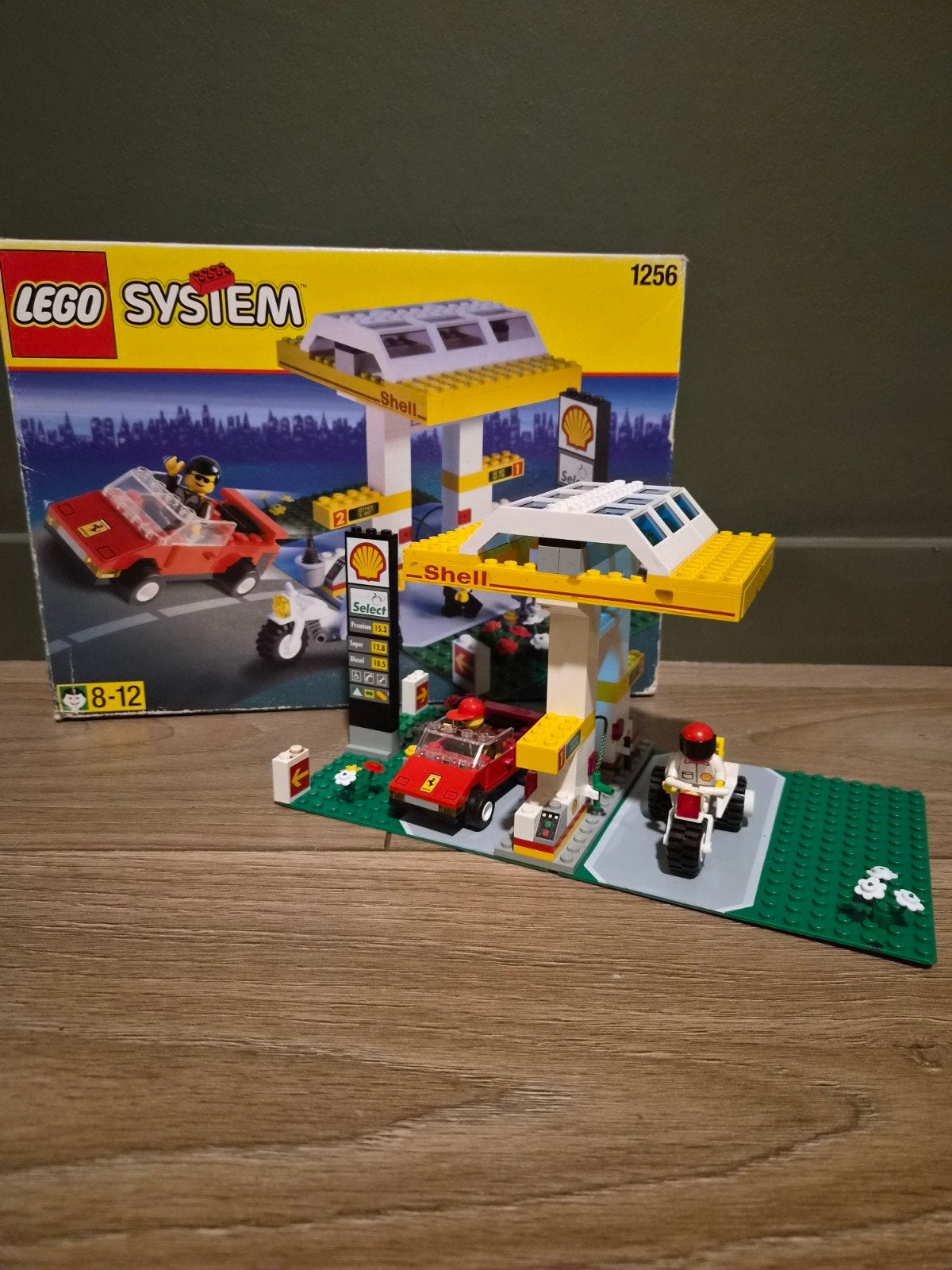 Lego System 1256 Shell Tankstation met doos en instructies, Lego, Ophalen of Verzenden, Compleet, Complete set
