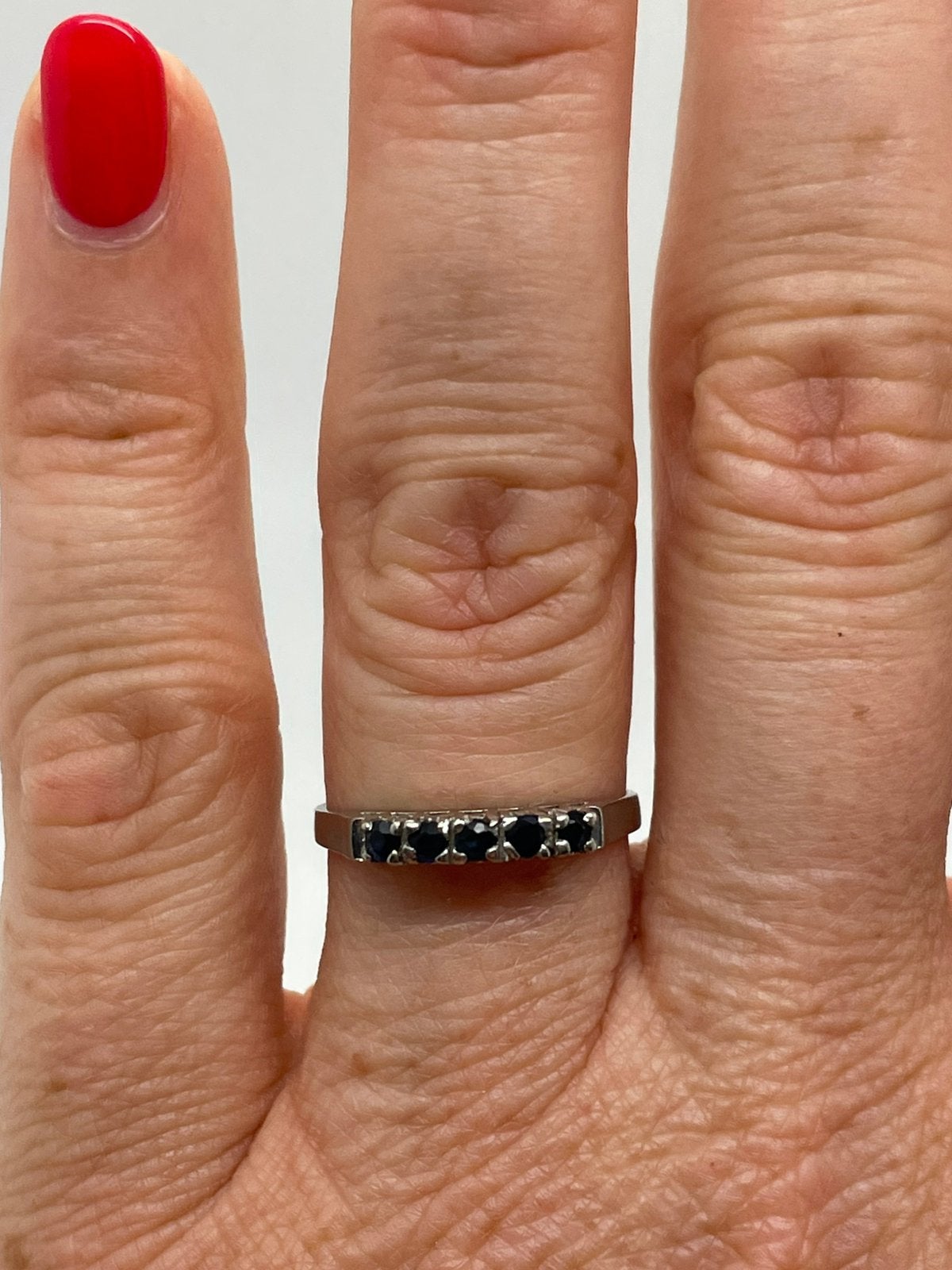 E478 Prachtige zilveren ring blauwe saffier maat 17,5, Ophalen of Verzenden, X, Met edelsteen, Dame