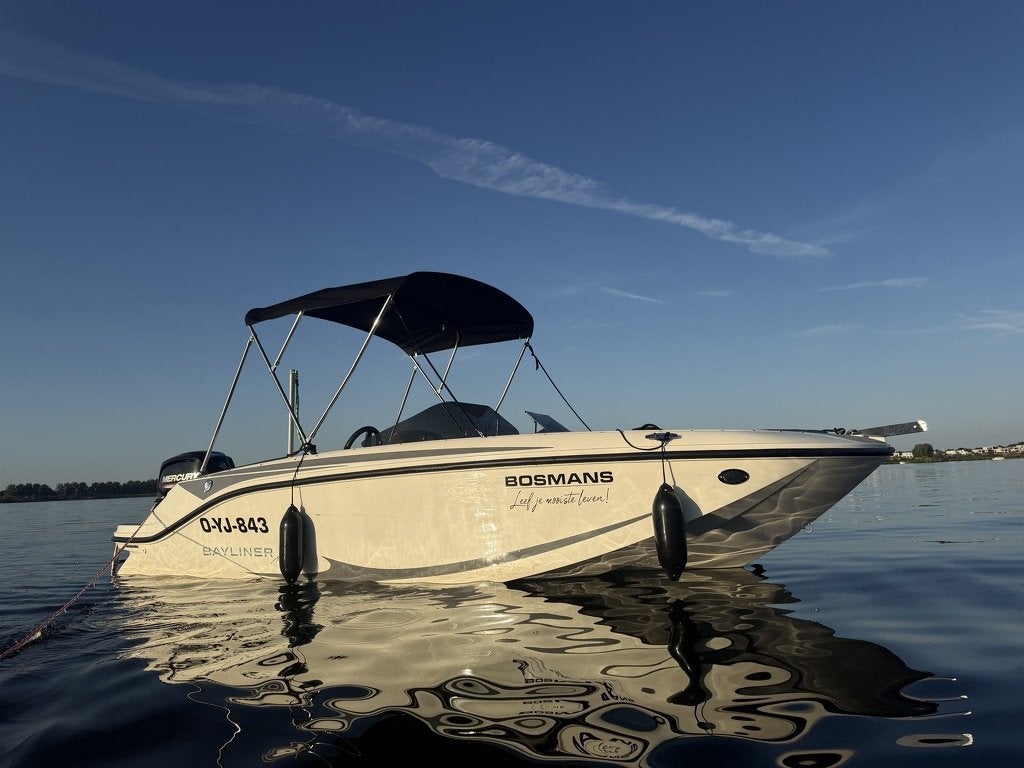 Bayliner M17 speedboot 100 PK mercury DEMO 2026, Watersport en Boten, Zo goed als nieuw, Overige brandstoffen