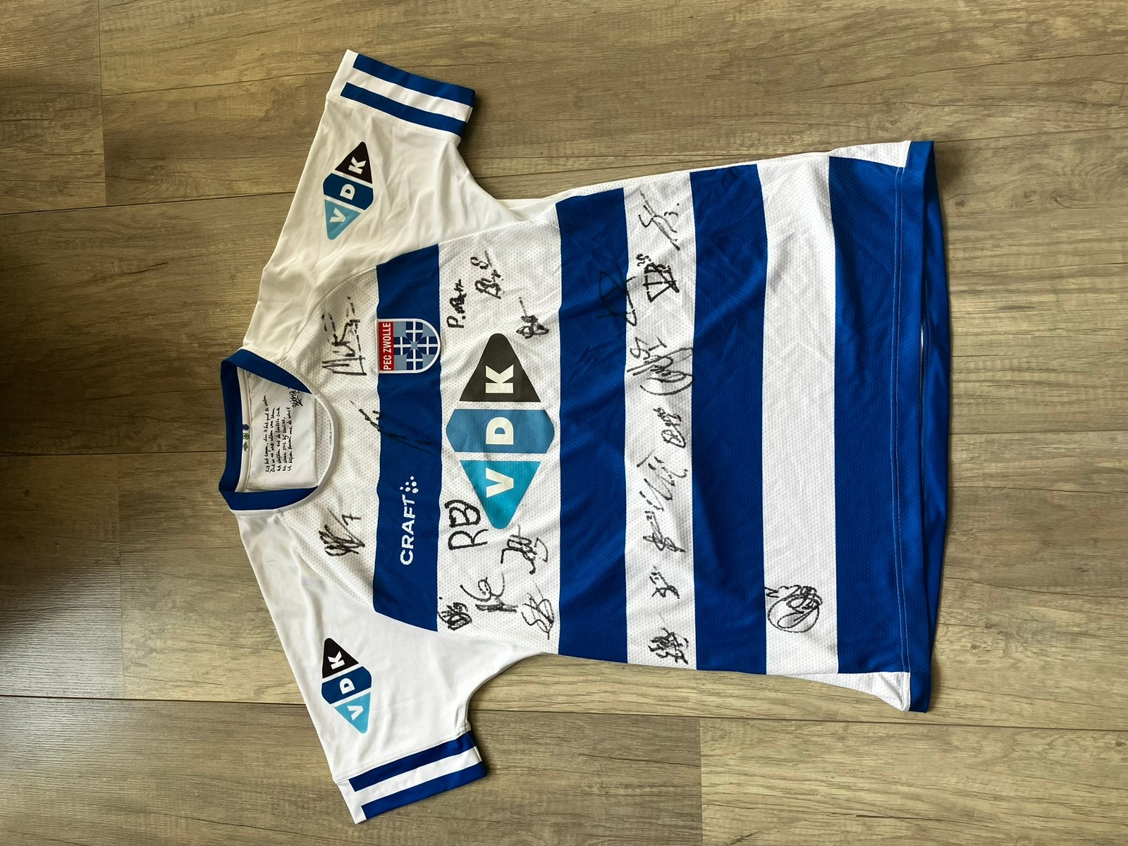 PEC Zwolle 2021/2022 Gesigneerd Thuisshirt Maat L, Sport en Fitness, Maat L, Ophalen of Verzenden, Nieuw, Shirt
