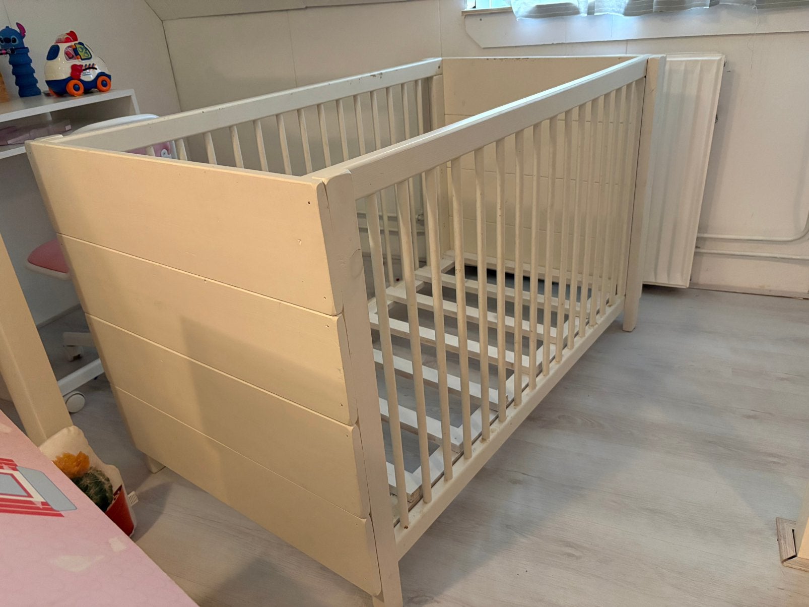 Steigerhouten ledikant met verstelbare bodem, Ophalen, Gebruikt, Ledikant