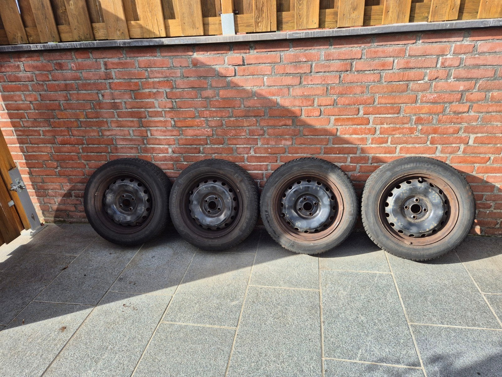 Hankook Winter 185/65/15 op st.vlg. 4x100, Auto-onderdelen, Ophalen, Gebruikt