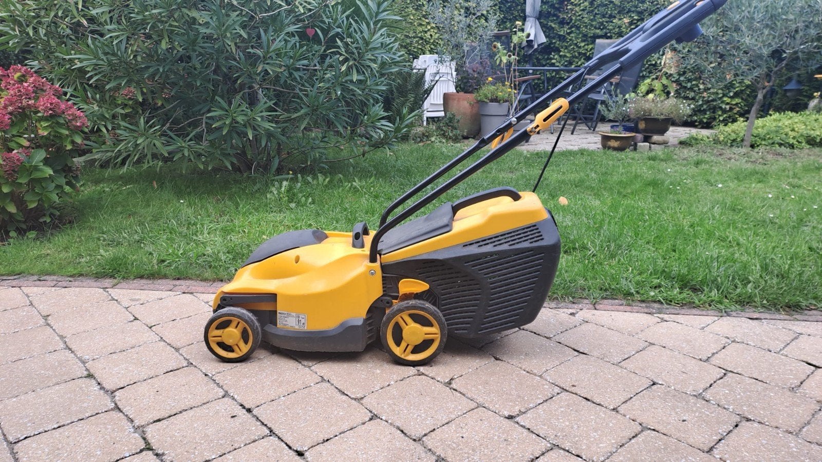 Stiga elektrische handgrasmaaier met grasopvangbak, Ophalen, Gebruikt, Elektrische grasmaaier, Stiga