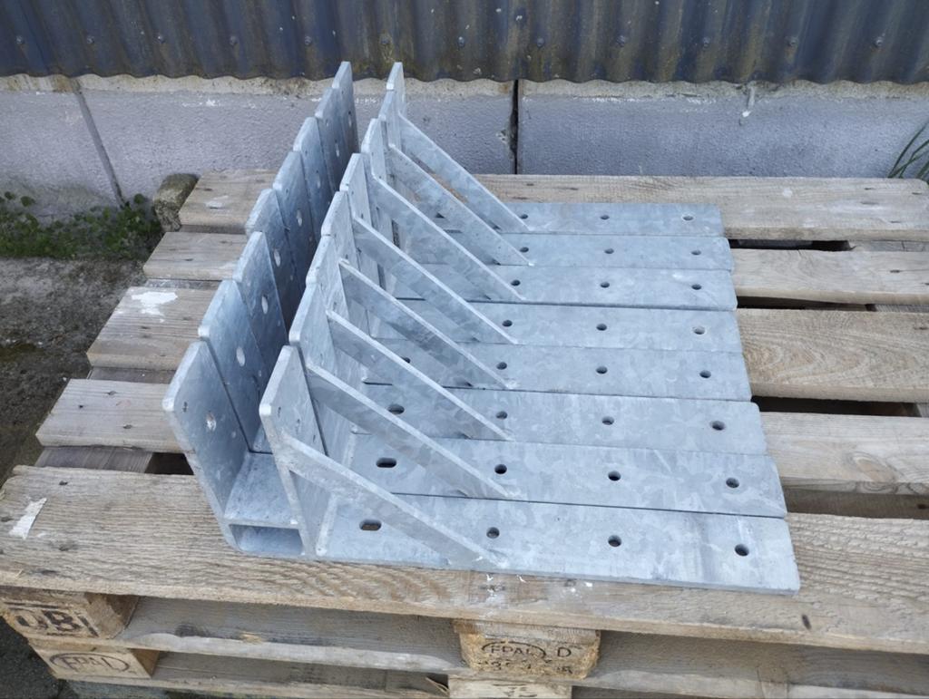 Zware F- Anker muurplaatanker, Ophalen of Verzenden