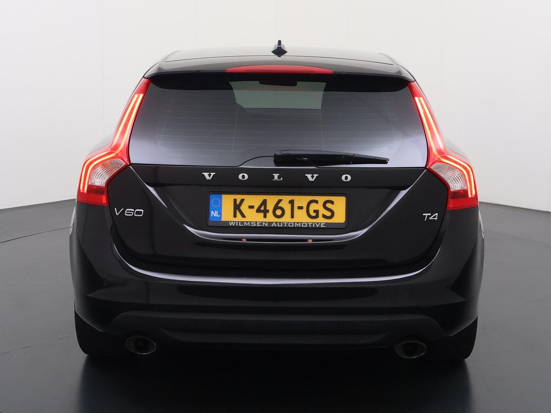 Volvo V60 1.6 T4 Summum, Auto's, Volvo, Voorwielaandrijving, 15 km/l, Gebruikt, Zwart