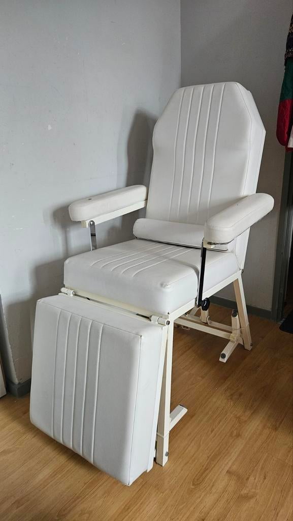 Behandelstoel schoonheid/massage/anders, Ophalen, Gebruikt, Massagetafel