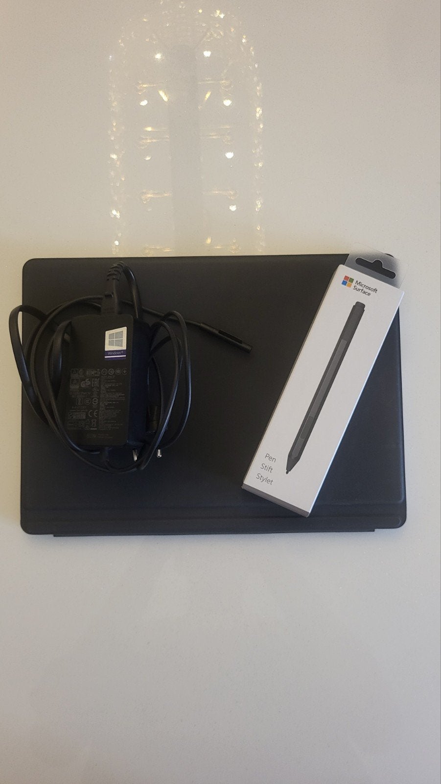 Surface Pro 9 (5G) - 16GB ram - 256GB - Grijs + Pen & Lader, Computers en Software, Ophalen, 13 inch of meer, Zo goed als nieuw