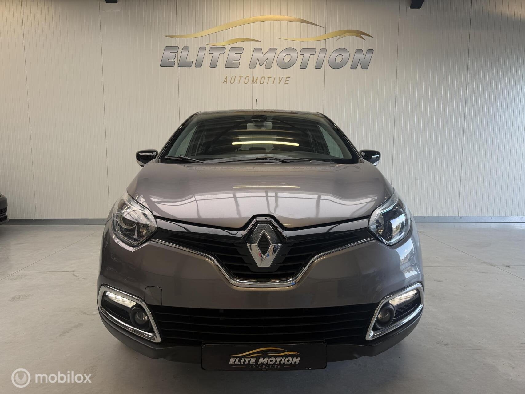 Foto 9 van Renault Captur 0.9 TCe Dynamique | Camera | Keyless | Ecc