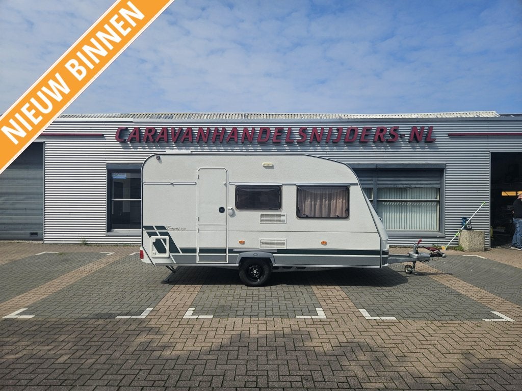 Chateau Caratt 390 caravan in zeergoedestaat, Caravans en Kamperen, Overige typen, Chateau, Kachel, Bedrijf