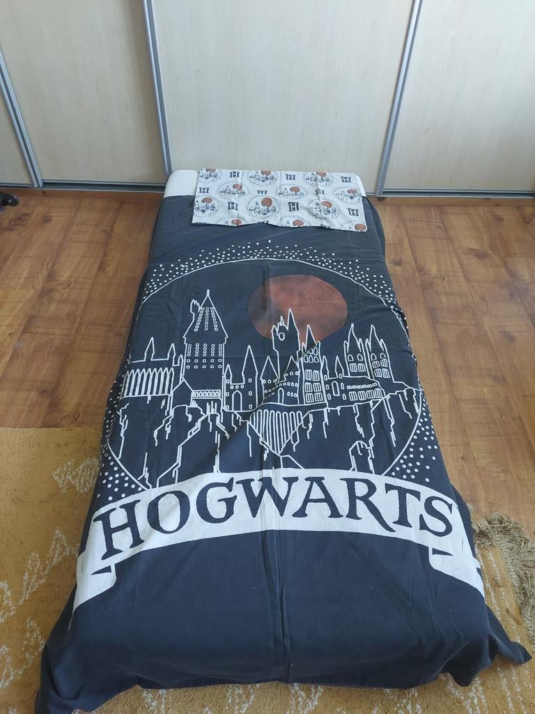 Harry Potter Hogwarts Dekbedovertrek Eenpersoons, Huis en Inrichting, Ophalen of Verzenden, Eenpersoons, Zwart, Dekbedovertrek