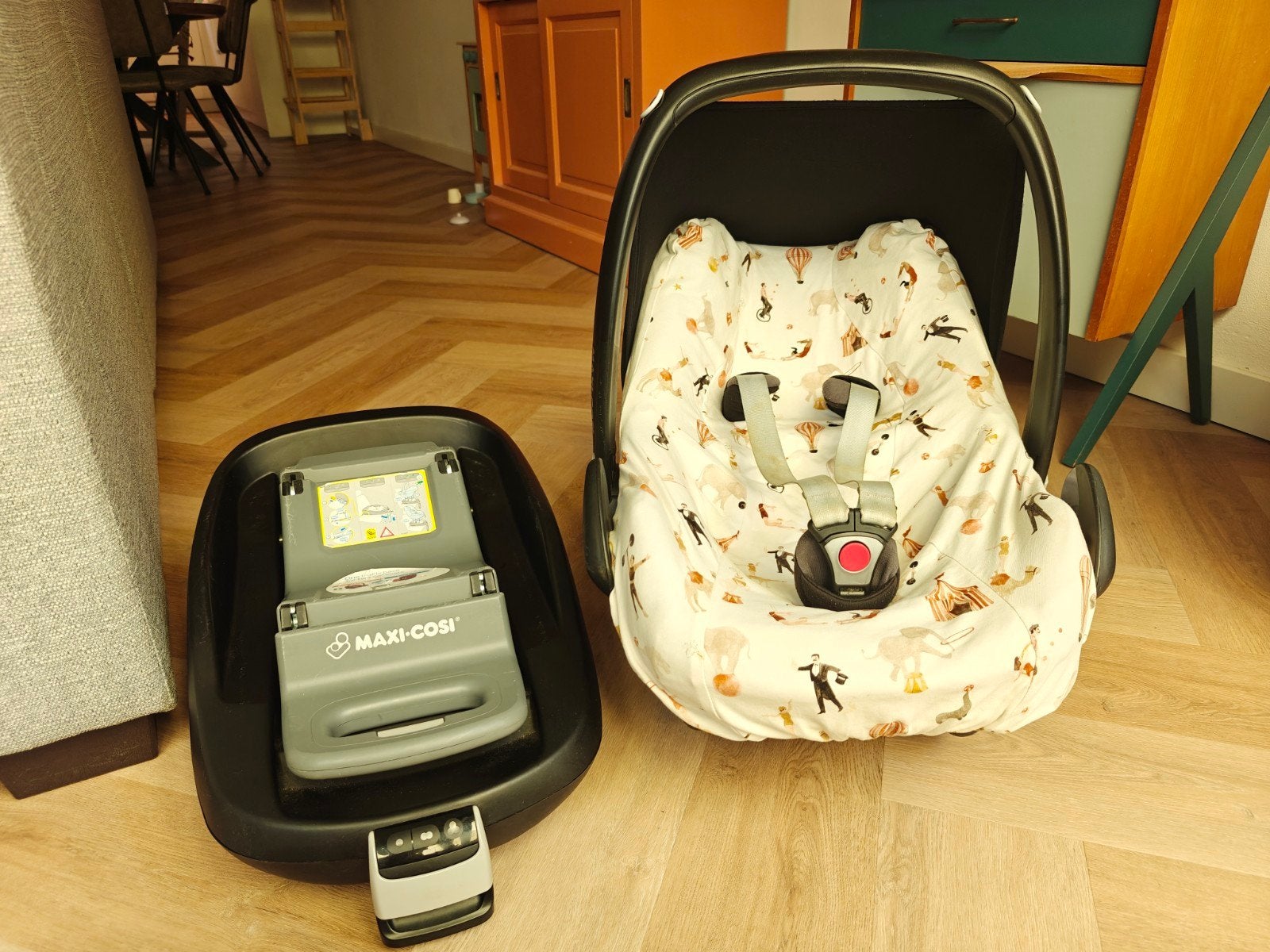 Maxi-Cosi Pebble autostoel met isofix base, Ophalen, Gebruikt, Isofix, 0 t/m 13 kg