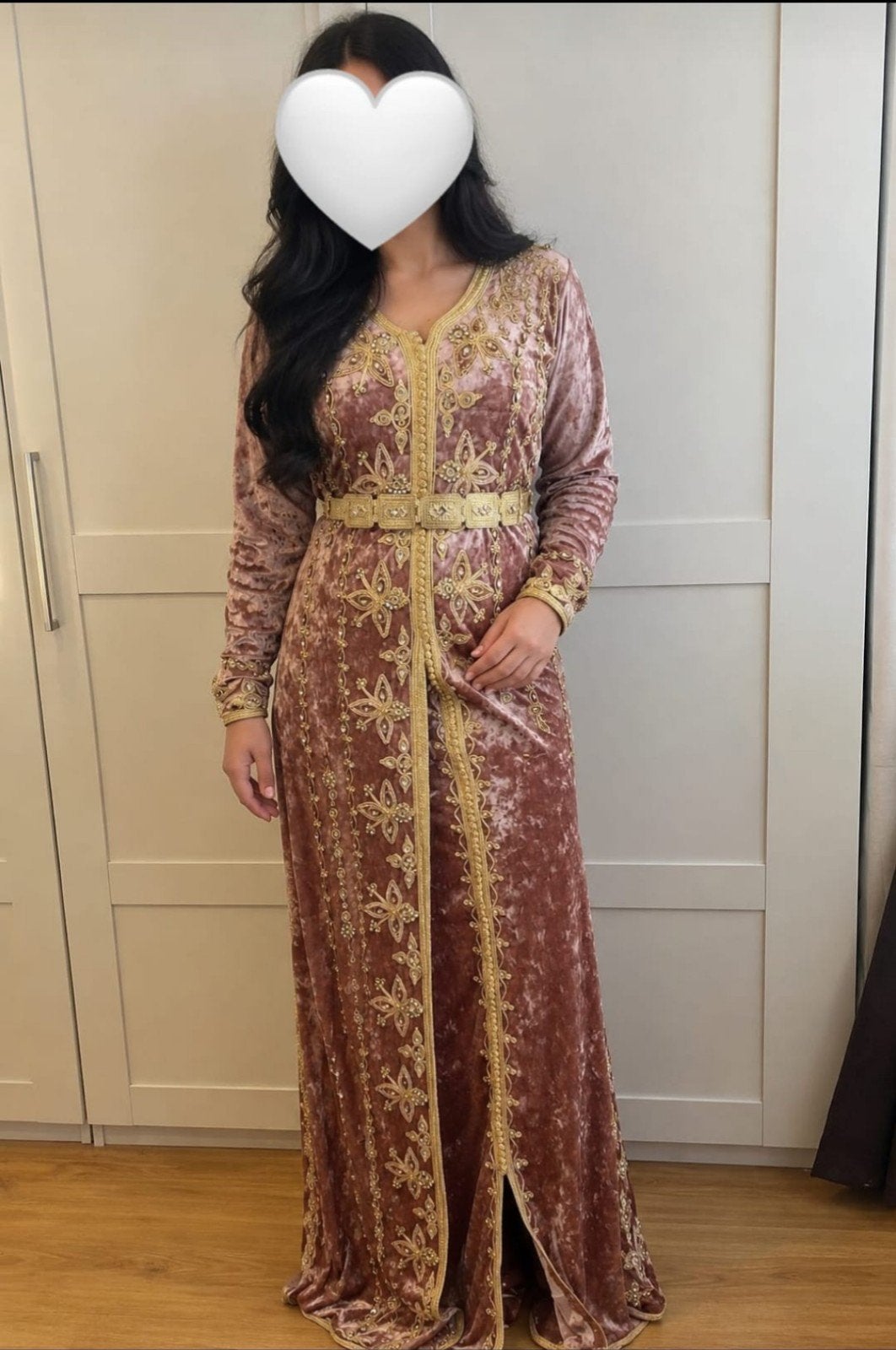 Elegante Marokkaanse Takchita fluweel - Roze met Gouden Bord, Maat 38/40 (M), Ophalen of Verzenden, Roze, Onder de knie