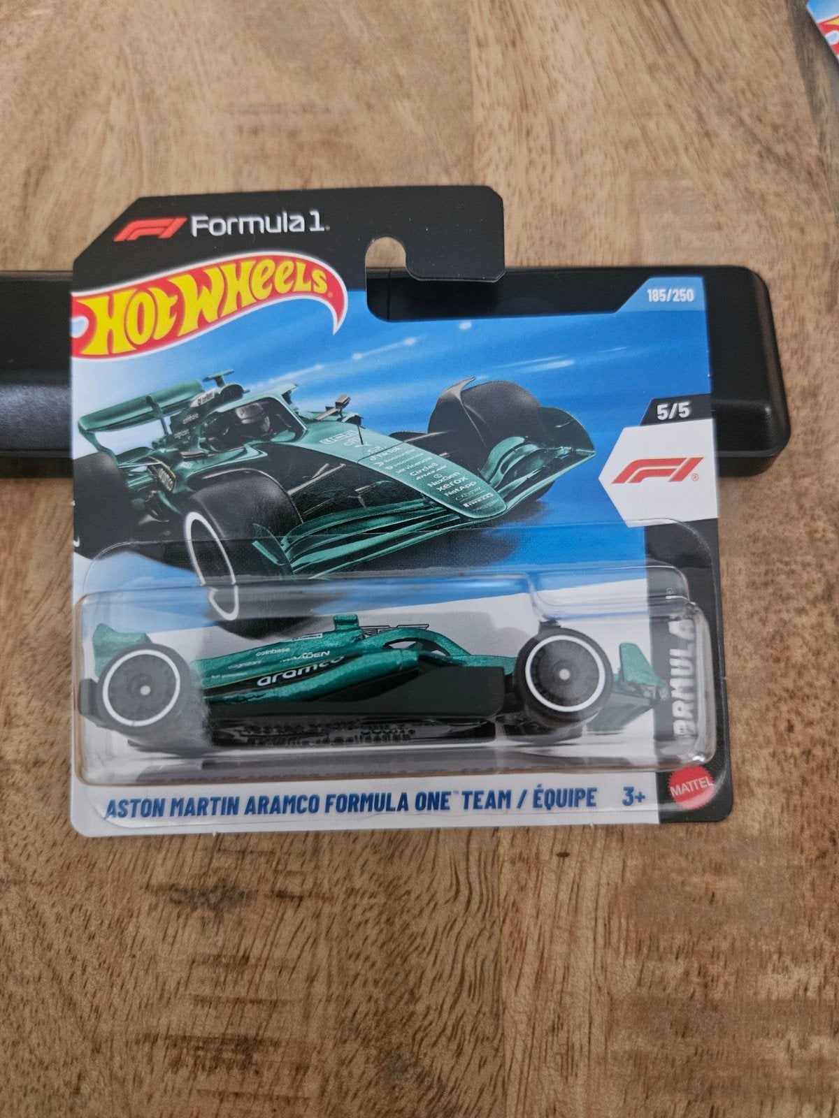 Hotwheels Aston Martin Aramco  Formula 1 Team Nieuw, Ophalen of Verzenden, Nieuw, Auto