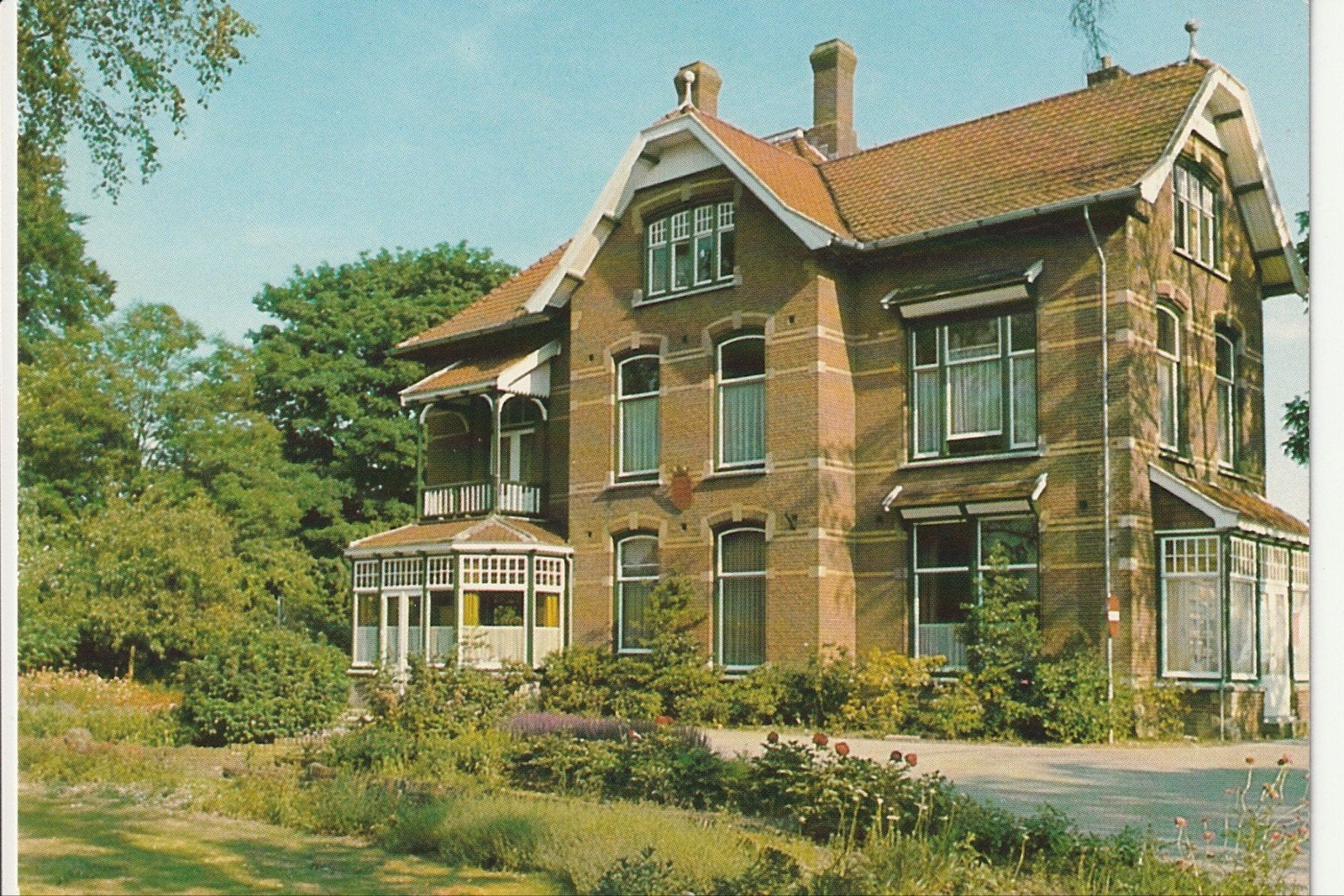 GELDERMALSEN GEMEENTEHUIS SERRE TUIN, Ophalen of Verzenden, 1960 tot 1980, Ongelopen, Gelderland