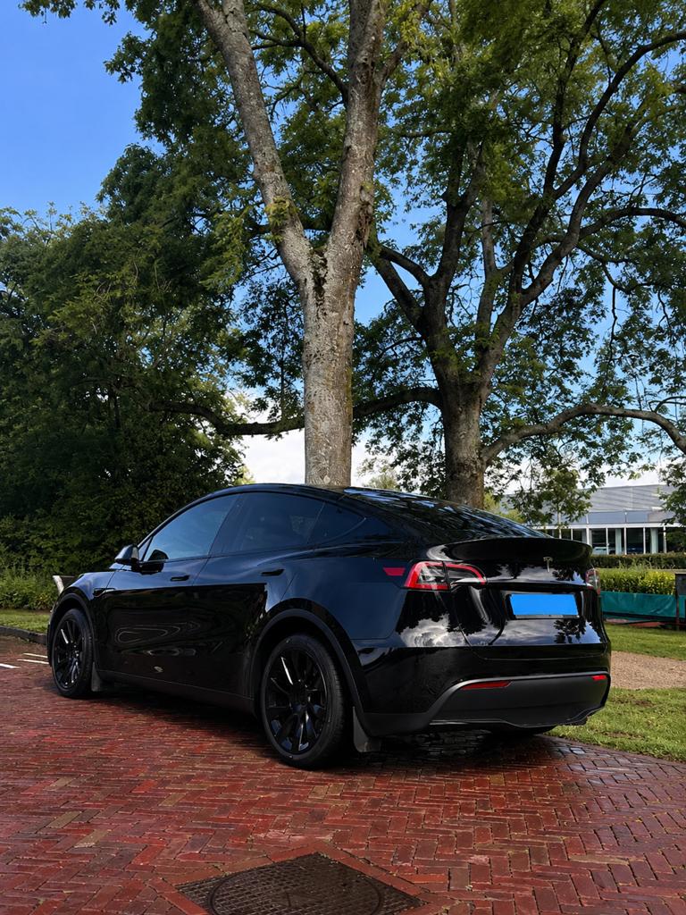 Tesla Model Y Huren Pacht Taxi Uber Bolt