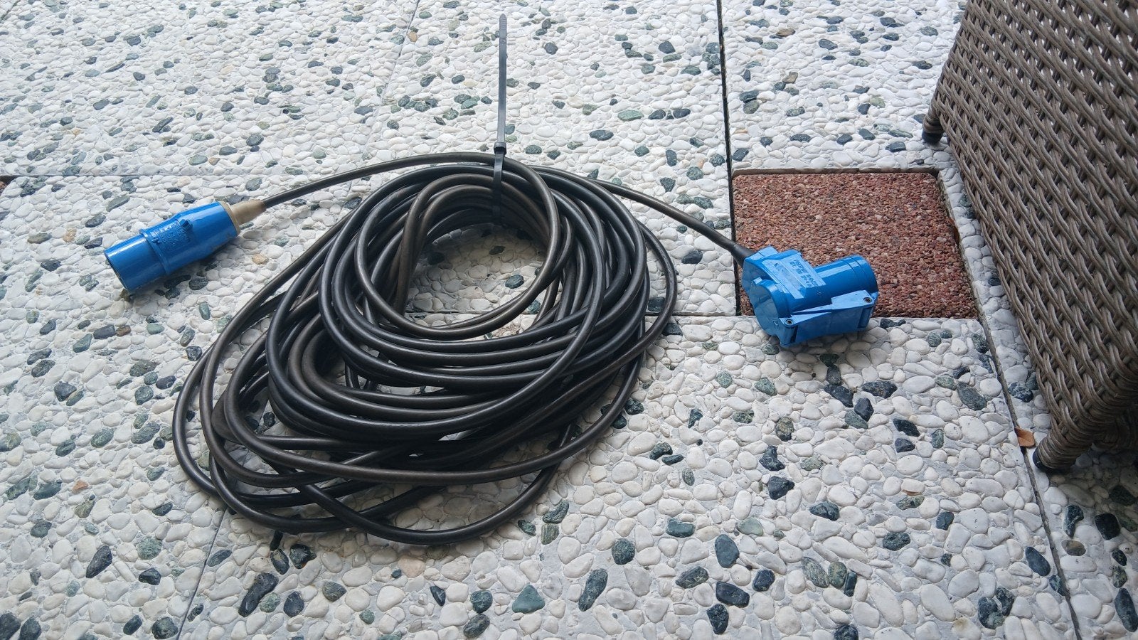 Caravan kabel, Ophalen