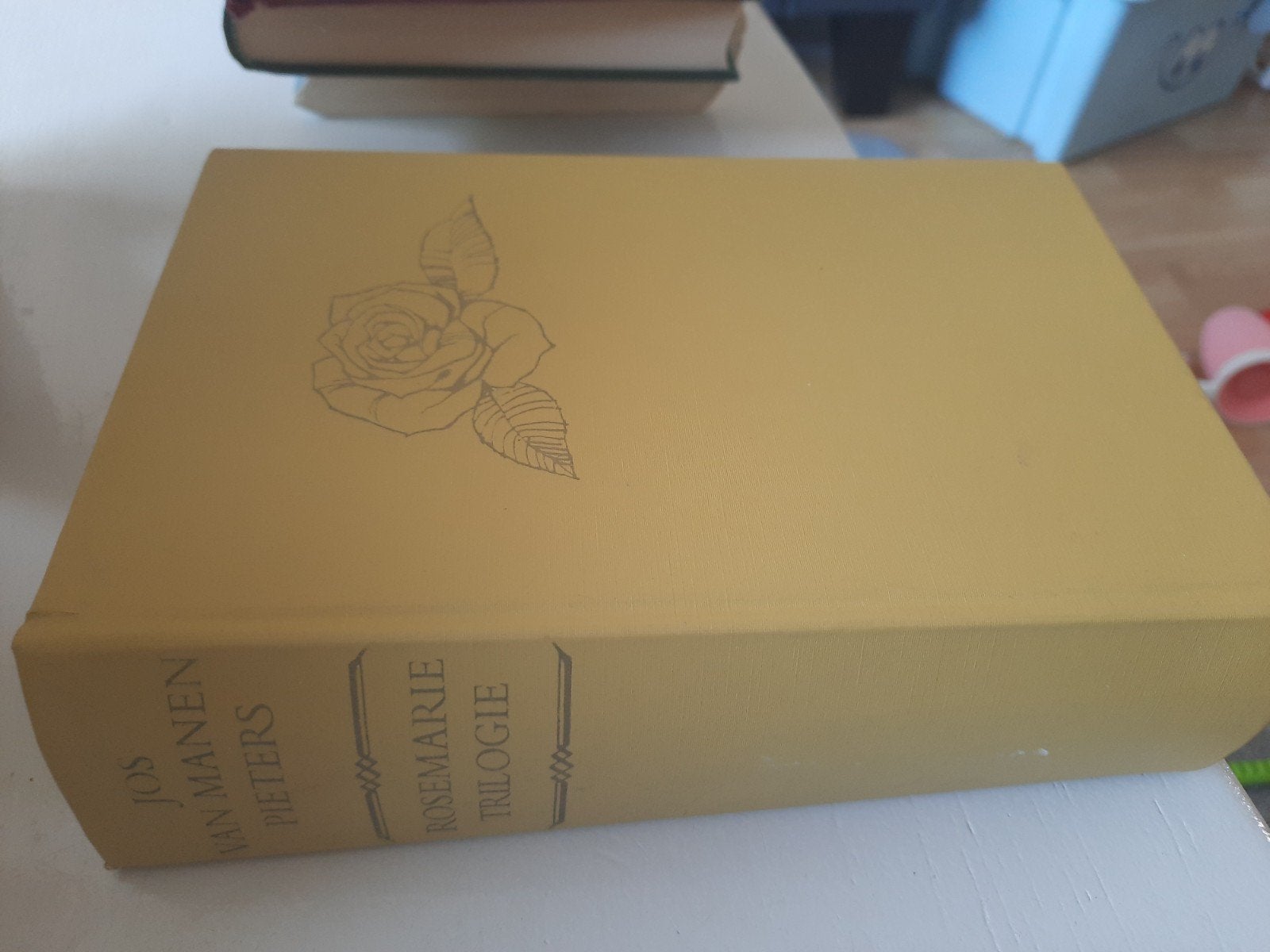Rosemarie Trilogie - Jos van Manen-Pieters (Tiende Druk), Ophalen of Verzenden, Gelezen, Jos van Manen-Pieters, Nederland