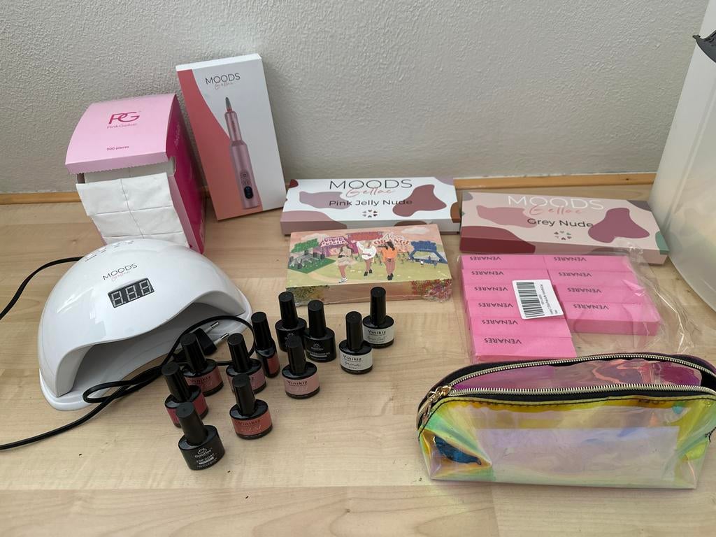 Gellak starterspakket met UV-lamp en accessoires, Sieraden, Tassen en Uiterlijk, Uiterlijk | Cosmetica en Make-up, Ophalen of Verzenden