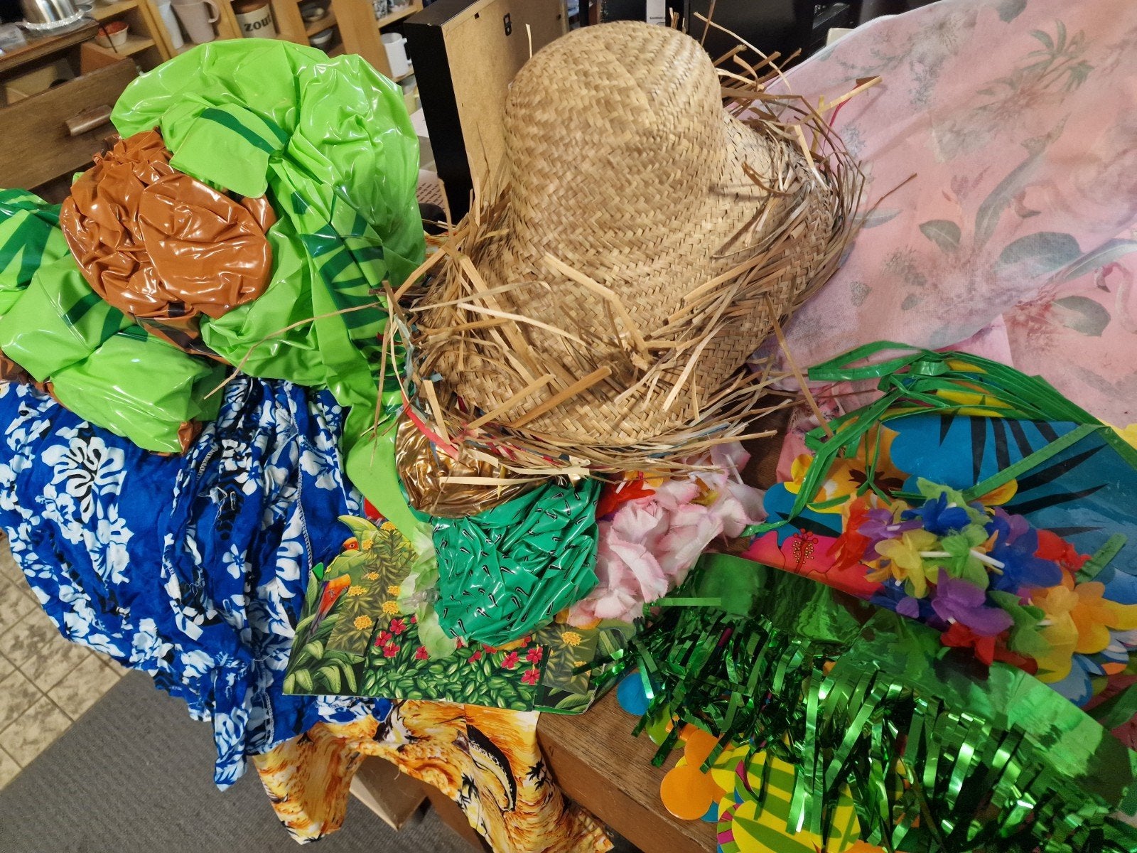 Zomer Feest Spullen: Hawaiiaans Thema & Tropische Decoratie, Ophalen, Gebruikt, Feestartikel, Overige