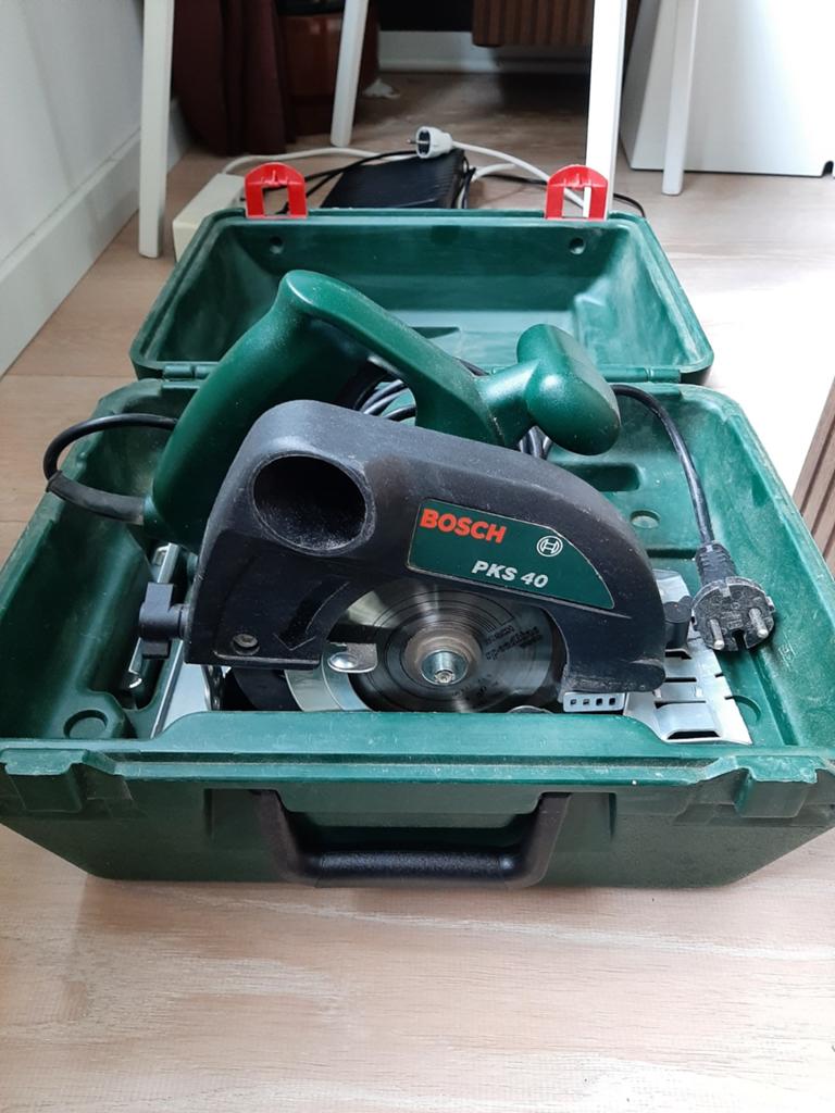 Bosch PKS 40 Cirkelzaag in koffer, Gebruikt, Cirkelzaag, 600 tot 1200 watt, Ophalen of Verzenden