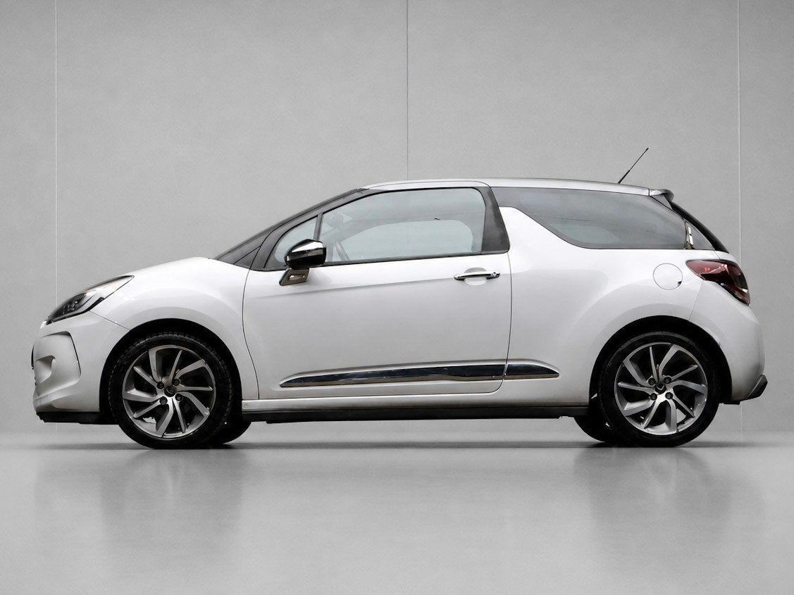 DS 3 1.2 PureTech Business Sport NIEUWE DISTRIBUTIE (NAVI,PD, Auto's, Gebruikt, Euro 6, 1199 cc, Origineel Nederlands