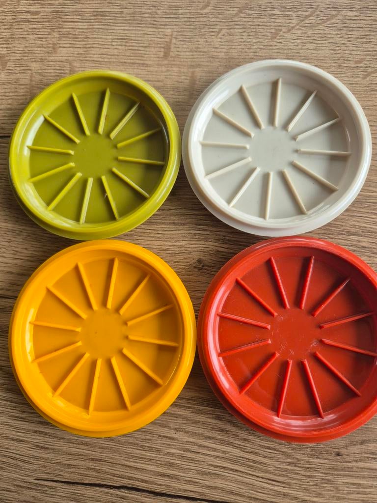 4 Tupperware onderzetters/deksels jaren 70, Ophalen of Verzenden, Groen, Overige typen