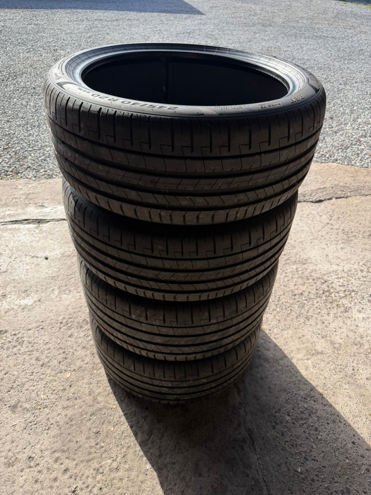 Pirelli PZero 245 40 20 99W en 275 35 20 102W eletr. PNCS, Ophalen, 20 inch, Zomerbanden, Band(en)
