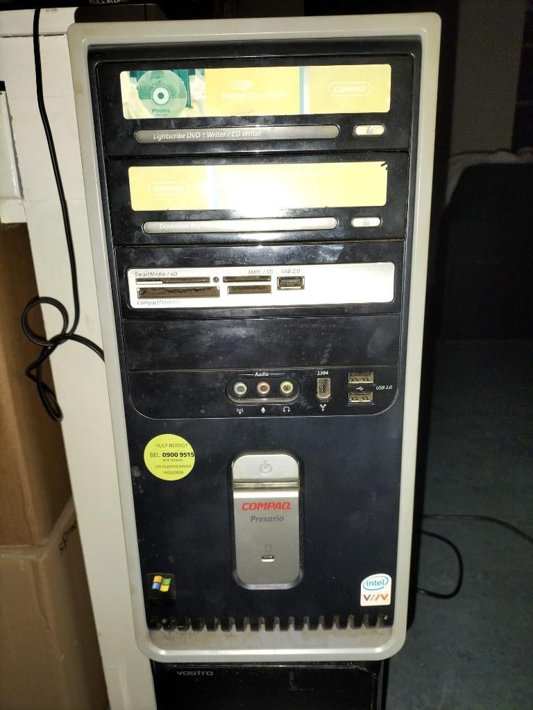 Compaq Presario '2GB - 32Bit' (1,86Ghz) ZIE INFO!, Computers en Software, Vintage Computers, Ophalen of Verzenden, Compaq