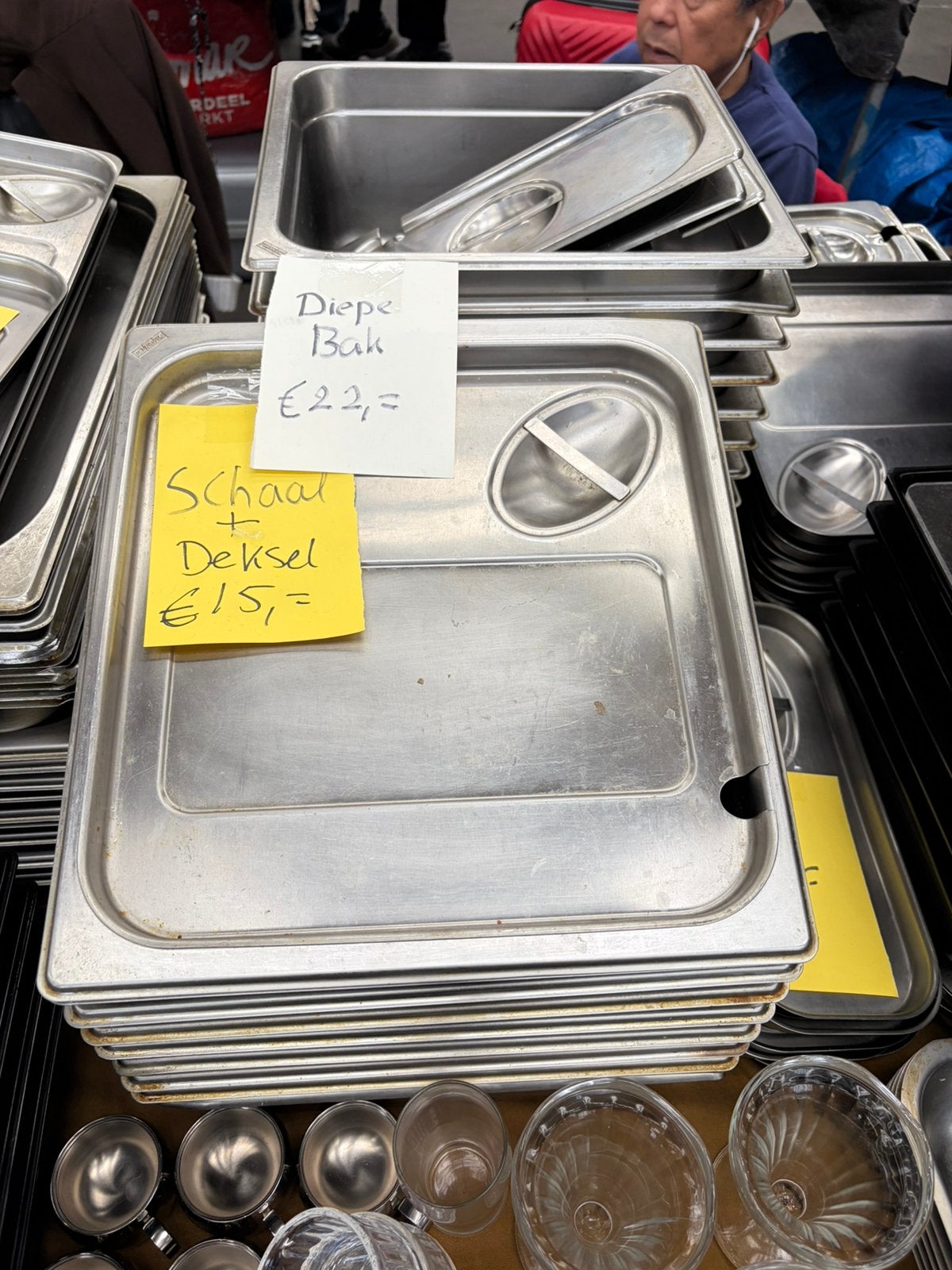 7x Rvs bakken + deksel, Ophalen, Zilver, Metaal, Nvt
