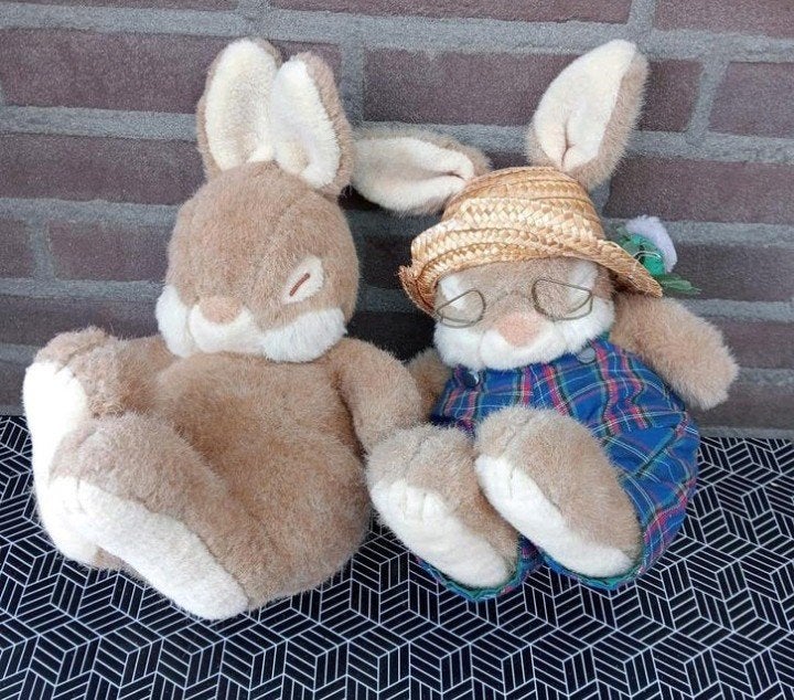 Set van 2 Non Non konijnen knuffels, Kinderen en Baby's, Speelgoed | Knuffels en Pluche, Ophalen, Konijn, Zo goed als nieuw, Middelgroot (20 tot 80 cm)