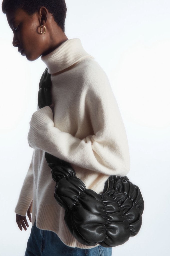COS prachtige echt leren crossbody  tas zwart nieuw, Sieraden, Tassen en Uiterlijk, Tassen | Damestassen, Ophalen of Verzenden