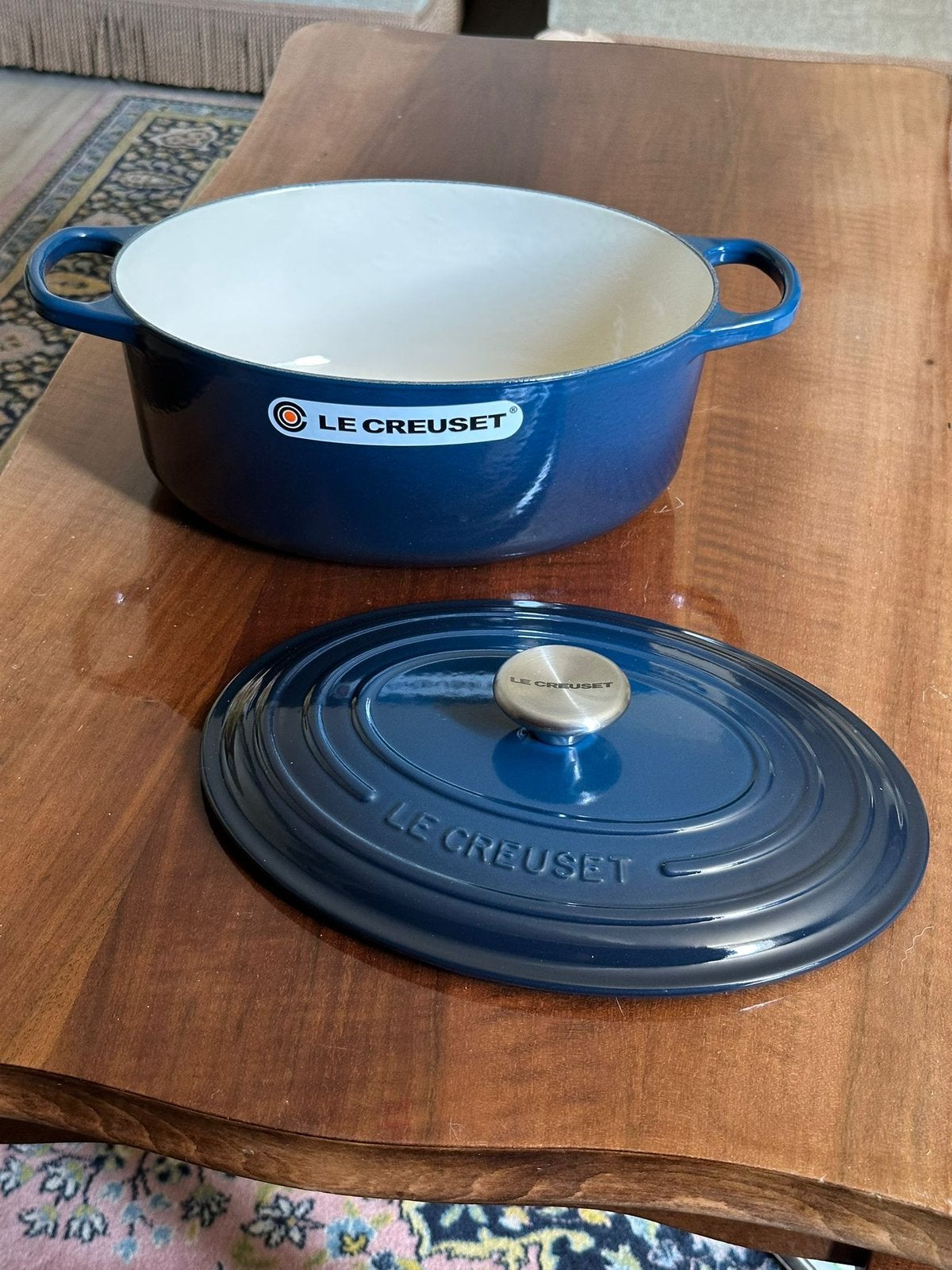 Le Creuset gietijzeren braadpan 29 cm – Nuit (ovaal), Huis en Inrichting, Keuken | Potten en Pannen, Ophalen of Verzenden, Nieuw