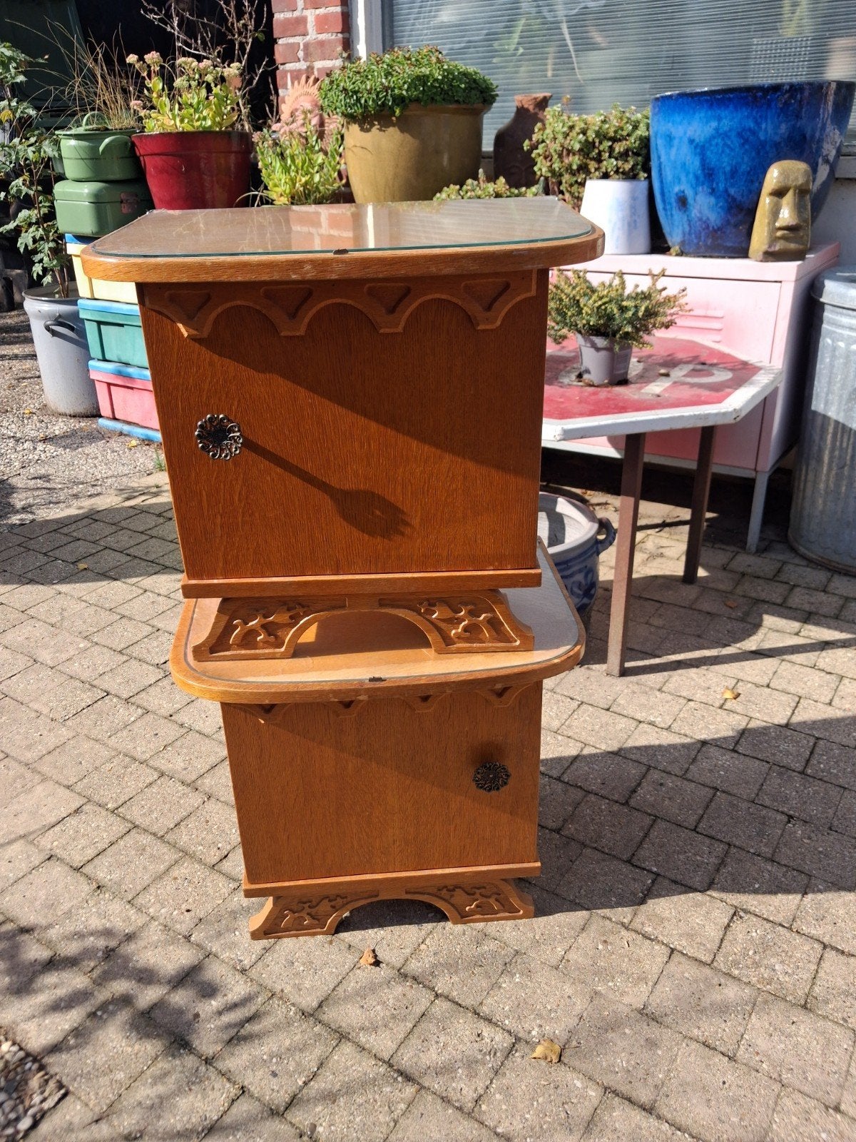 2 Vintage Nachtkastjes met Glazen Plaat, Huis en Inrichting, Ophalen, Gebruikt, Minder dan 45 cm, Minder dan 55 cm