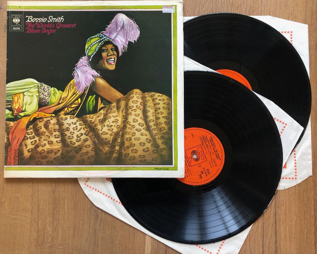 BESSIE SMITH - The world's greatest blues singer ( 2LP ), Ophalen of Verzenden, Gatefold hoes, Zo goed als nieuw, 12 inch