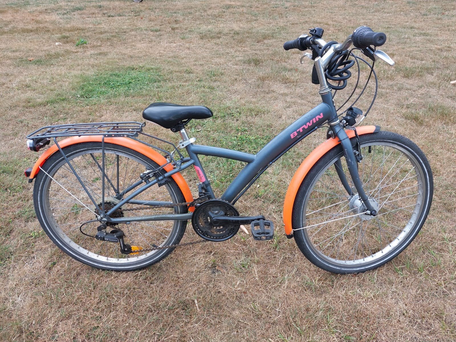 B-twin 24 inch jongensfiets met 18 versnellingen, Velgrem, Versnellingen, Ophalen, Overige merken