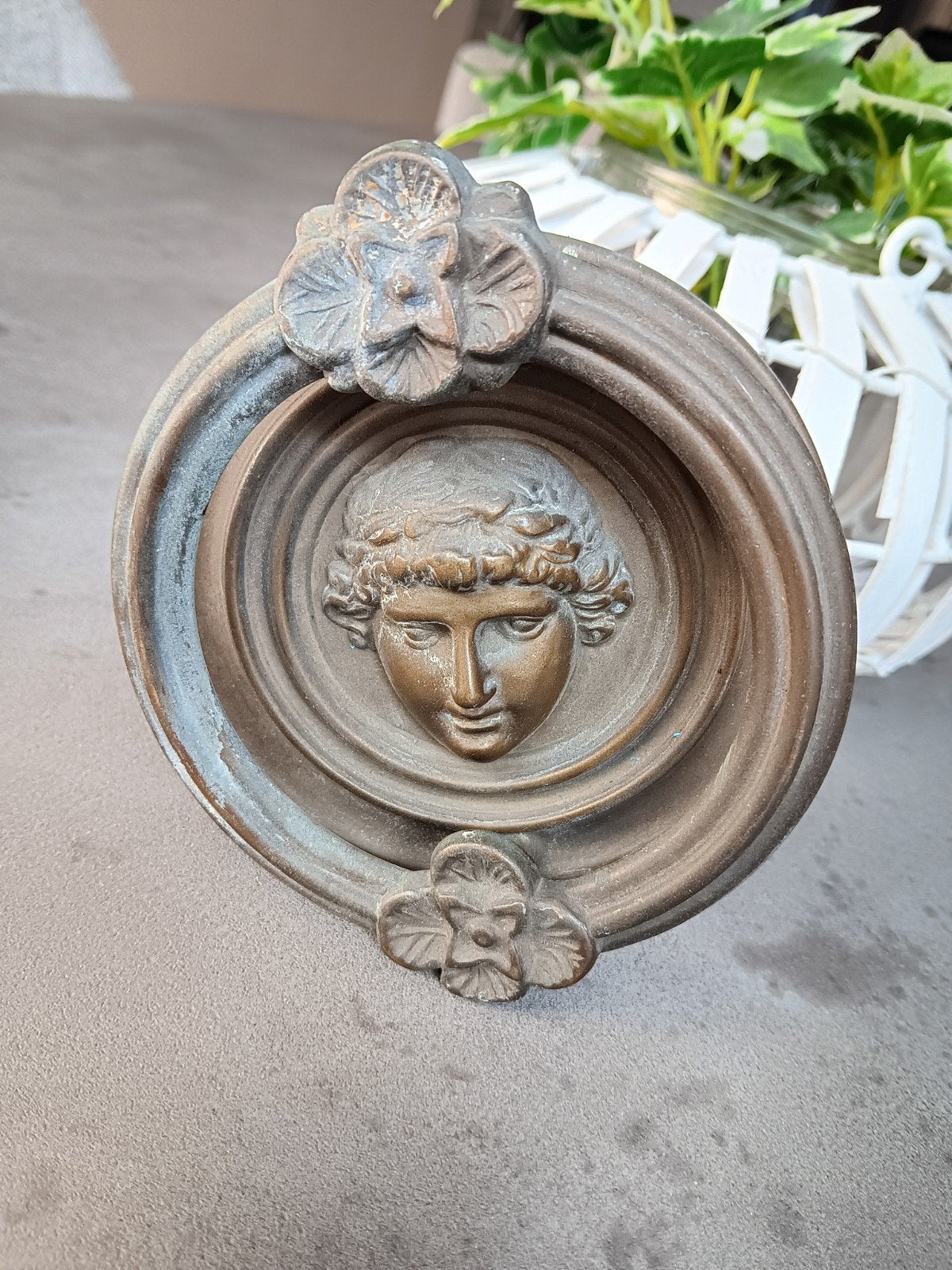 Antieke Deurklopper met Klassiek Gezicht, Ophalen of Verzenden