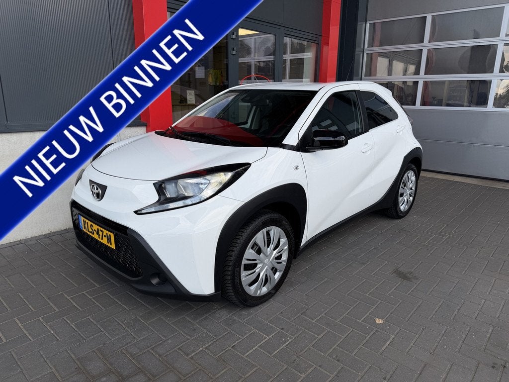 Toyota Aygo X 1.0 VVT-i S-CVT Play (bj 2023, automaat), Auto's, Toyota, Bedrijf, Te koop, Aygo X, ABS, Achteruitrijcamera, Adaptive Cruise Control