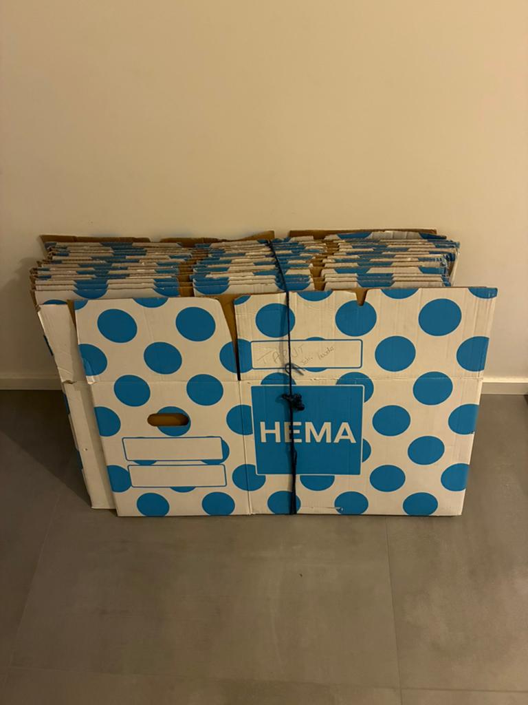 Gratis af te halen, Doe-het-zelf en Verbouw, Kratten en Dozen, Ophalen, 40 tot 60 cm, Opvouwbaar, 50 tot 75 cm