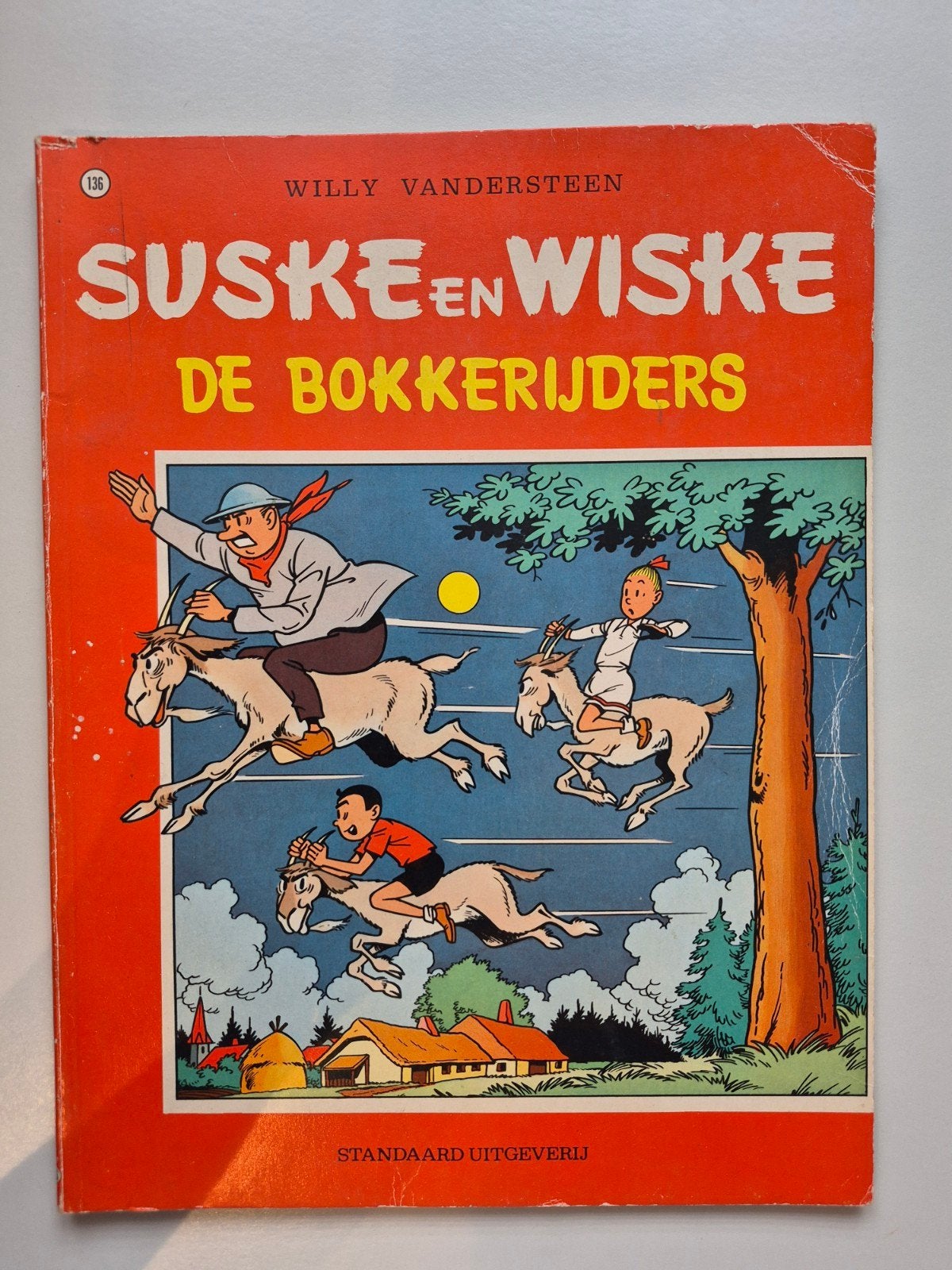 Suske en Wiske - De Bokkerijders (Nr. 136), Eén stripboek, Ophalen of Verzenden, Gelezen, Willy Vandersteen